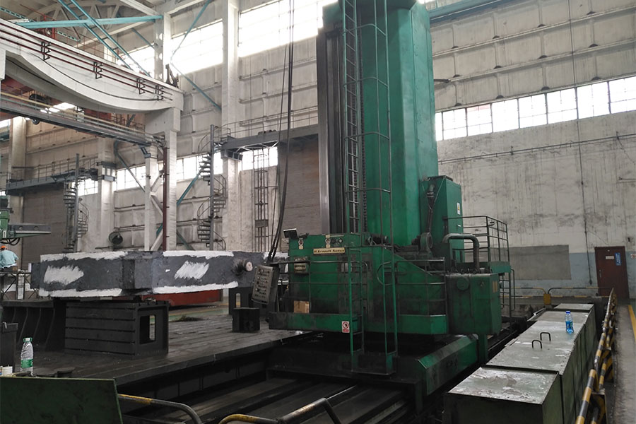 11米落地镗铣床安装磁栅尺